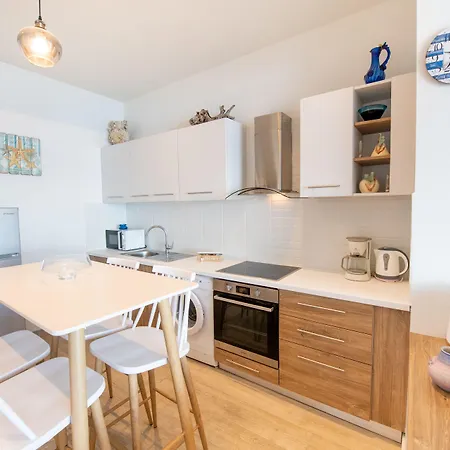 Ekati Mare Boutique & Kávos