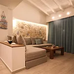 Ekati Mare Boutique & 4*