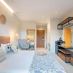 Ekati Mare Boutique &