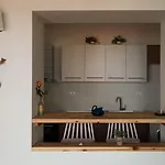 Ekati Mare Boutique & Kávos