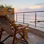 Ekati Mare Boutique & Hotel