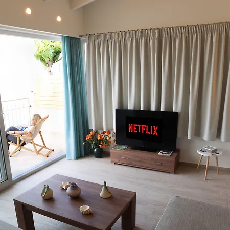 Ekati Mare Boutique & ホテル 4*