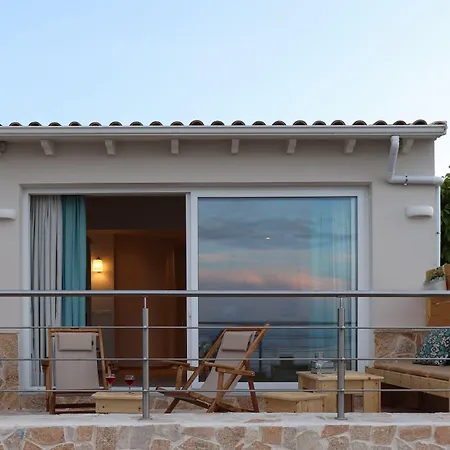 Ekati Mare Boutique &