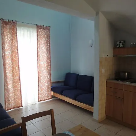 Hotell Ekati Maizonettes