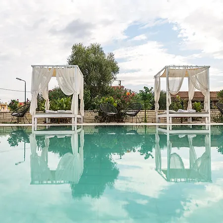 Ekati Mare Boutique & 4*