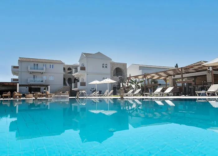 Ekati Maizonettes 4*