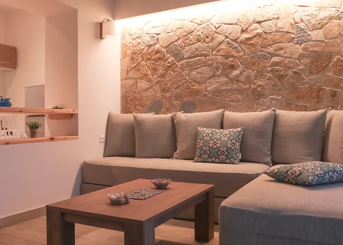 Ekati Maizonettes Hotell 4*
